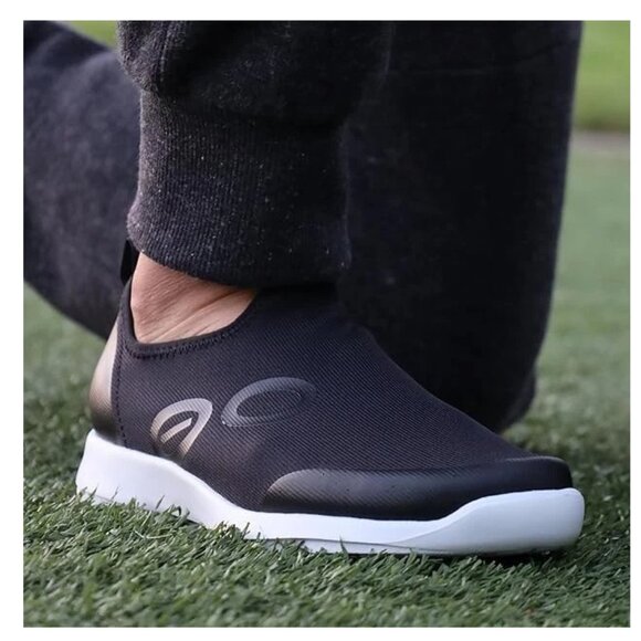 New  OOFOS OOmg Sport Low Recovery Shoe - Men’s Size 9.5 main image 4